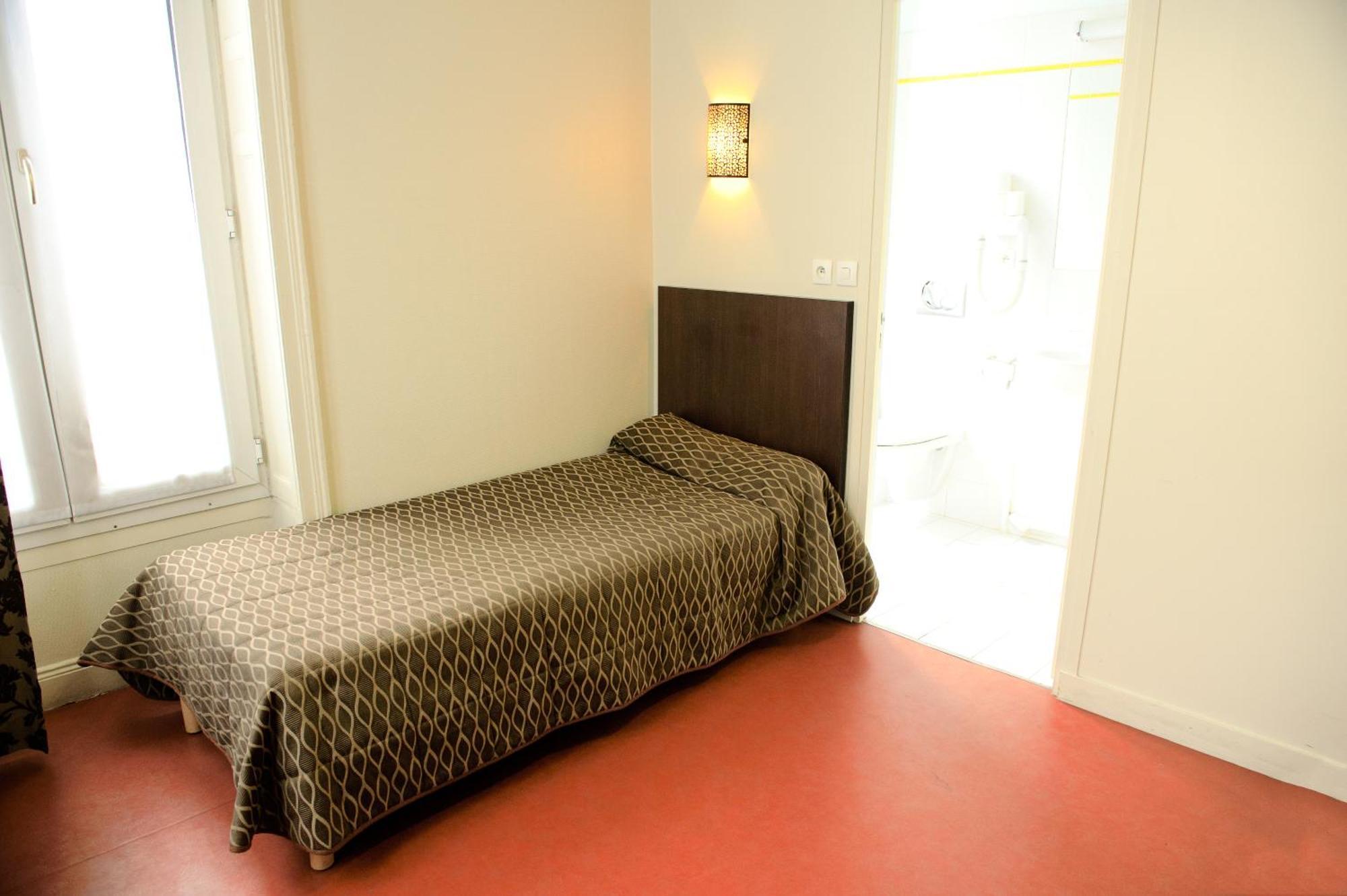 Hotel De Milan Parigi Esterno foto